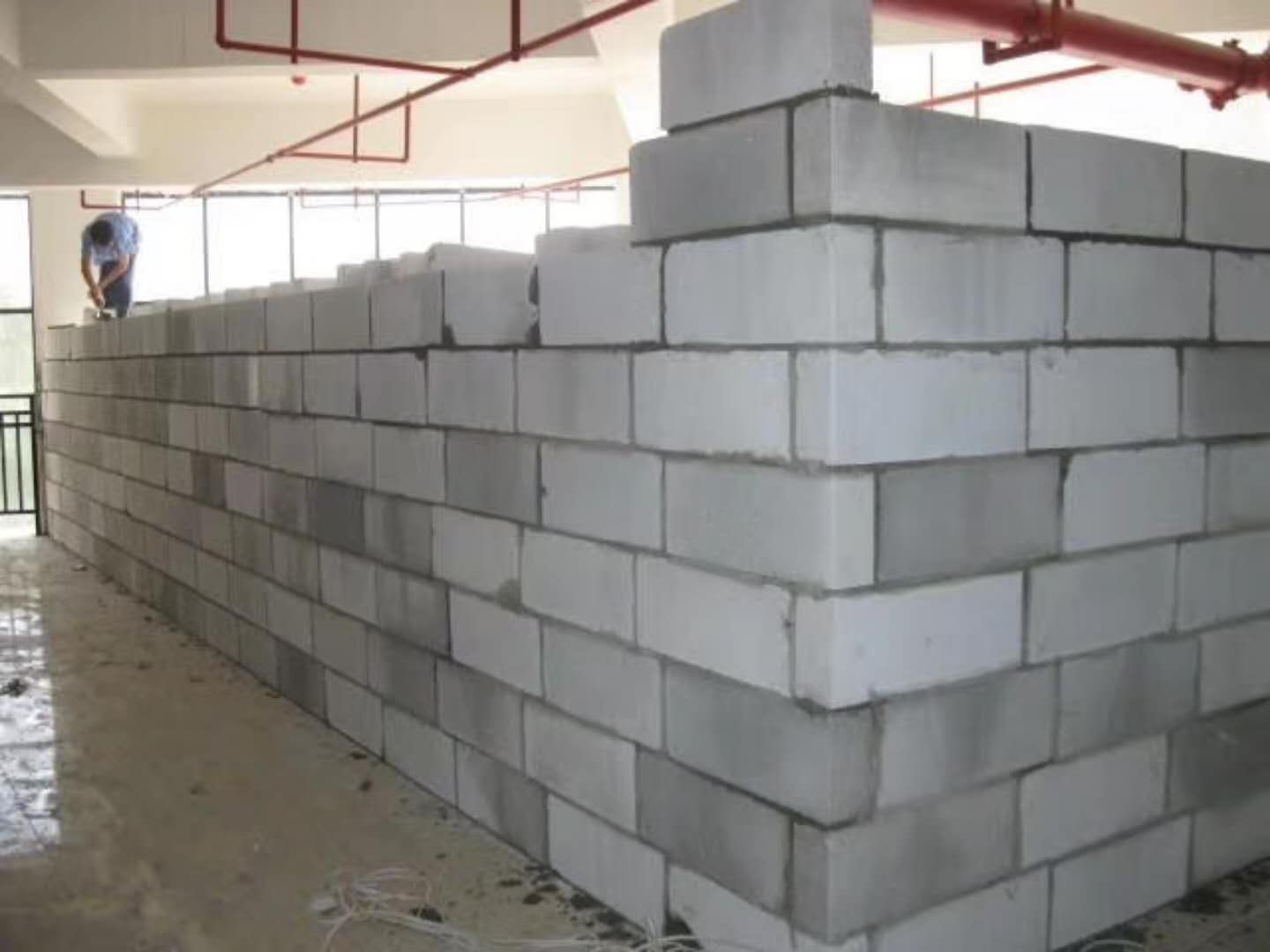 四方台蒸压加气混凝土砌块承重墙静力和抗震性能的研究